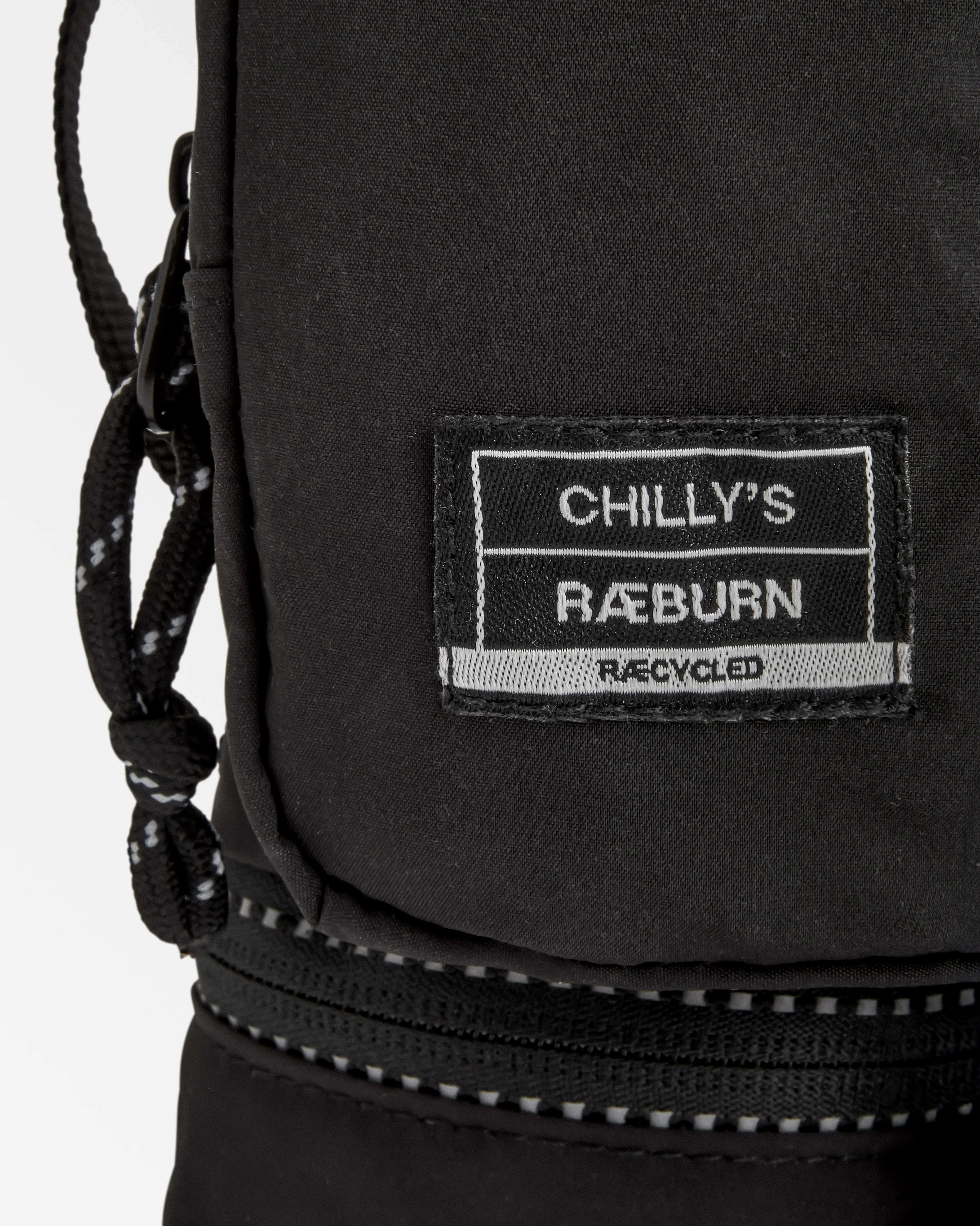Chilly's x RÆBURN Black Bottle Bag - Image 4