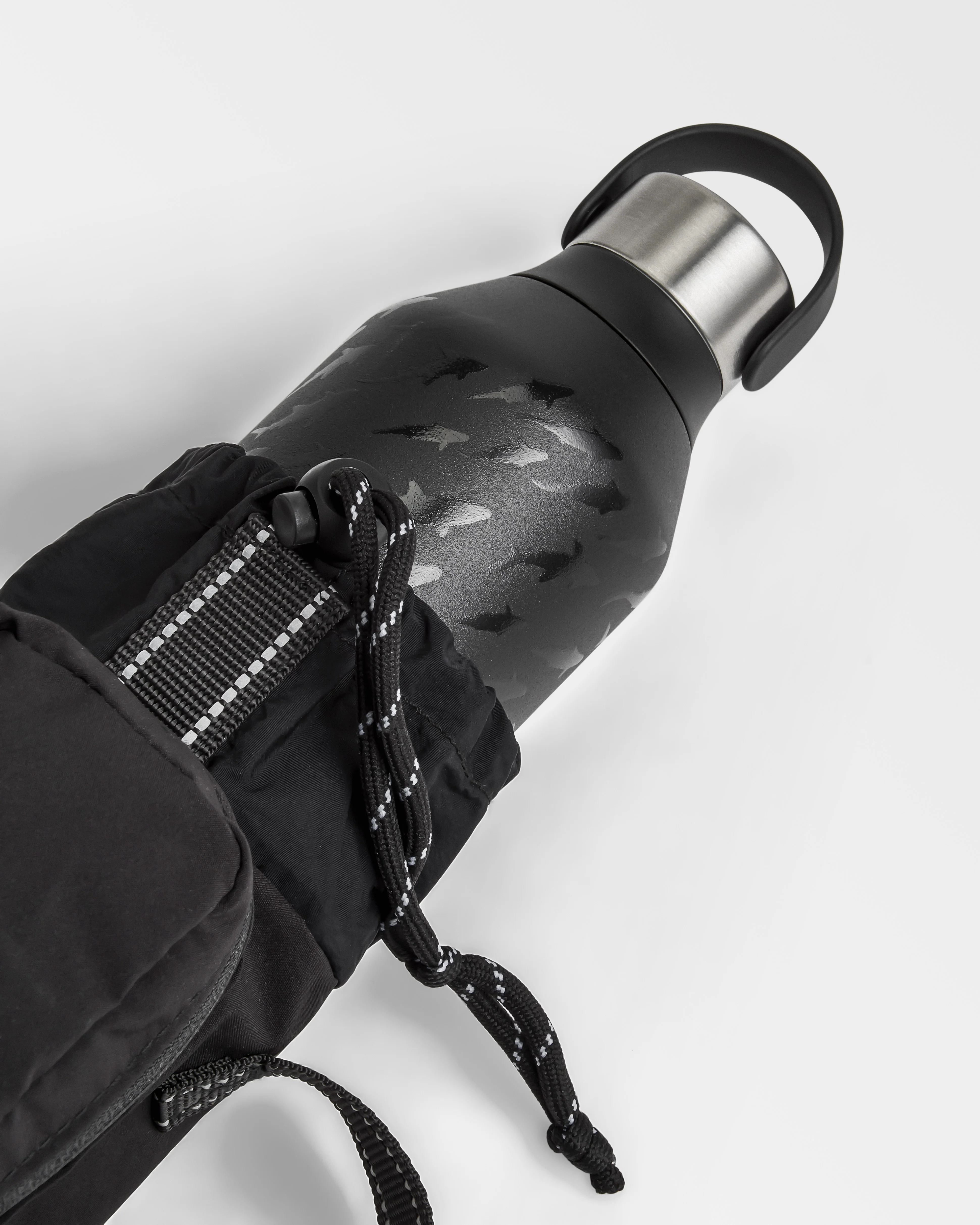 Chilly's x RÆBURN Black Bottle Bag - Image 5